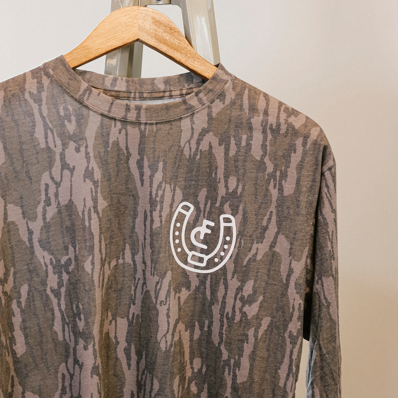 Mossy Oak Logo Long Sleeve Tee